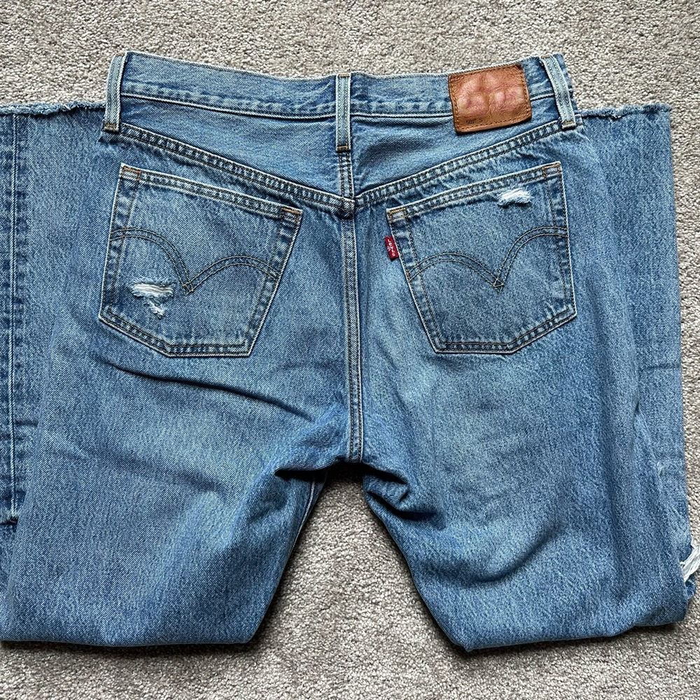Levi’s vintage 501 skinny ripped torn buttonfly jeans sz. 29 x 27.5